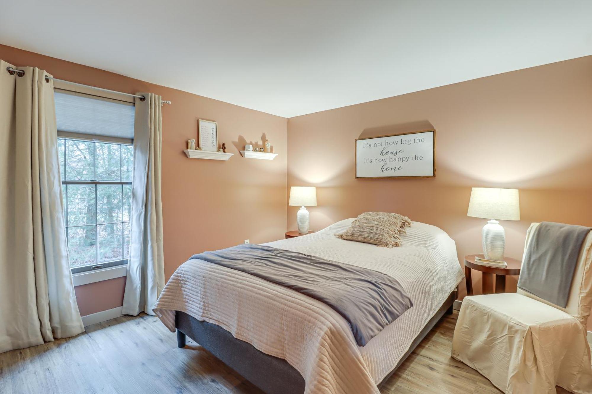 Quaint Jim Thorpe Cabin Retreat, Walk To Beach! Экстерьер фото
